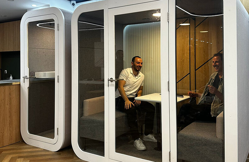 Ofislerde Akustik Kabin Kullanımının Verimliliğe Etkisi